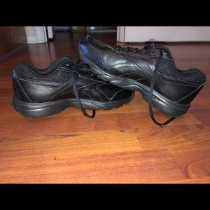 Non Slip Memory Foam Work Shoes
